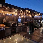 Staycation Oasis! A Unique Experience! Heated Pool Opens April 2Nd!