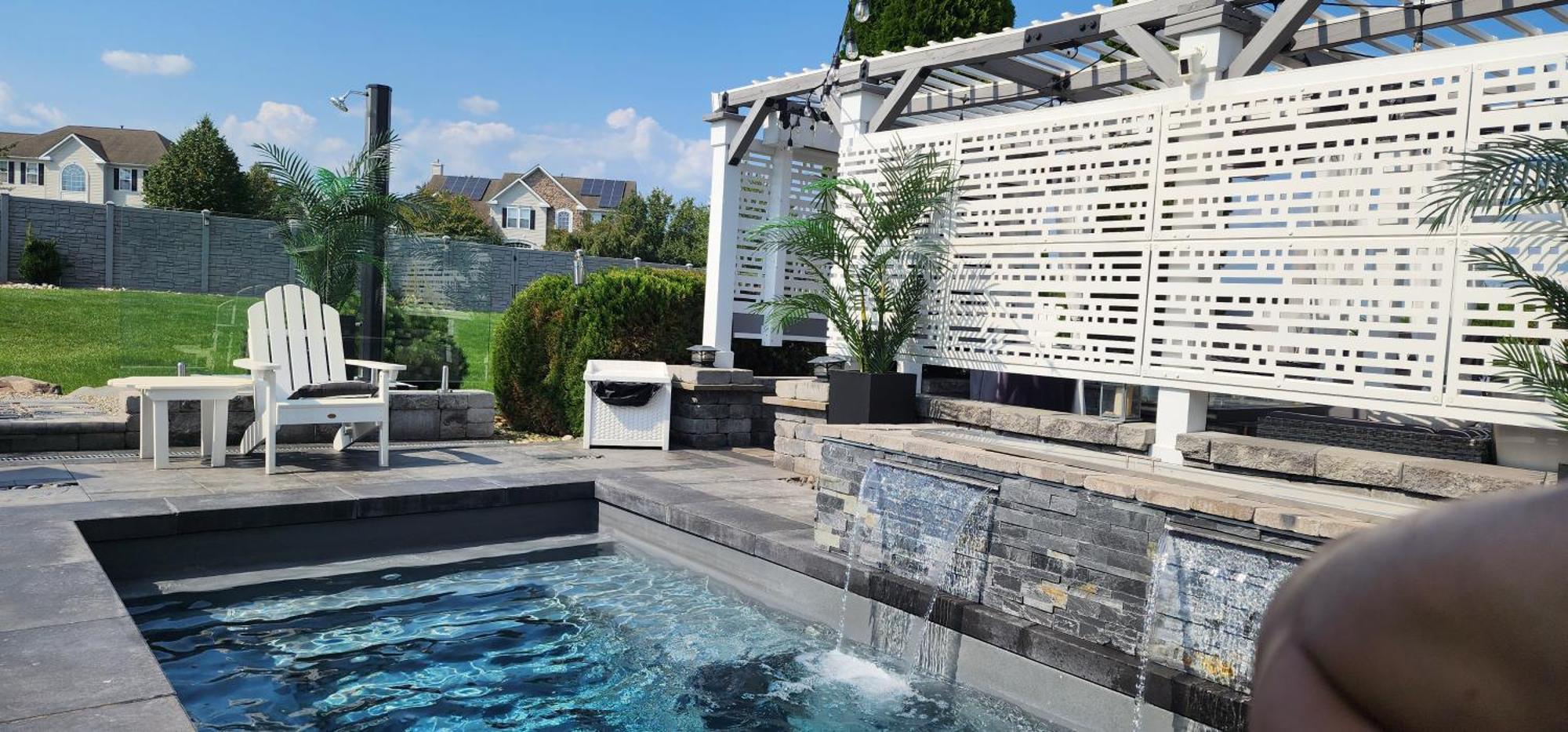 Staycation Oasis! A Unique Experience! Heated Pool Opens April 2nd! *
