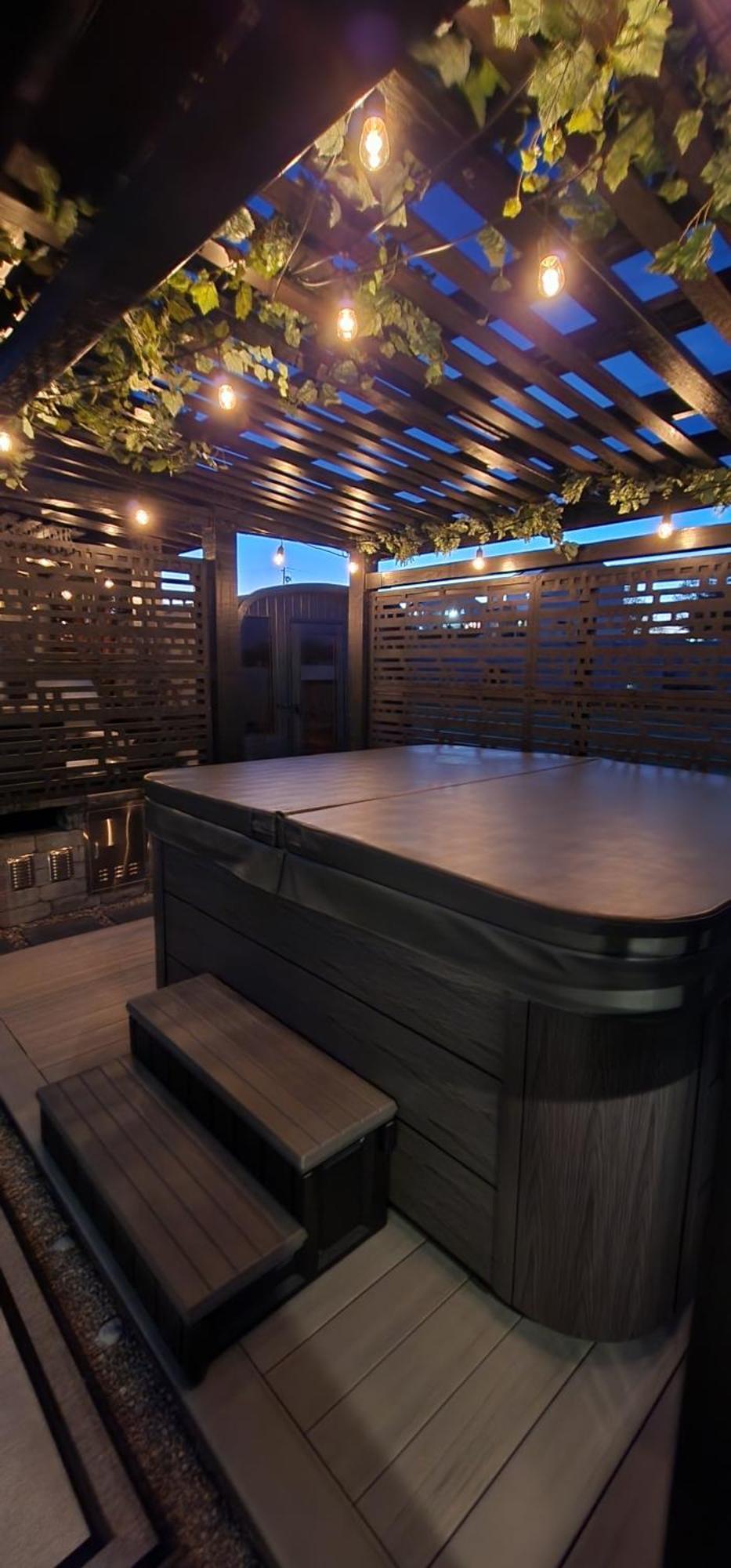Staycation Oasis! A Unique Experience! Heated Pool Opens April 2nd! *